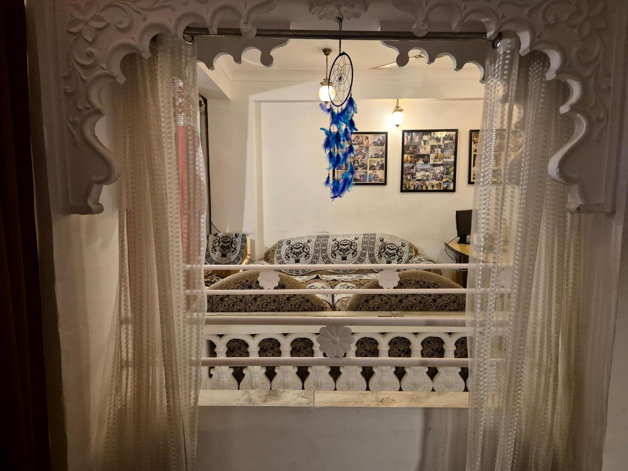 Hotel Lake Star Udaipur Exterior photo